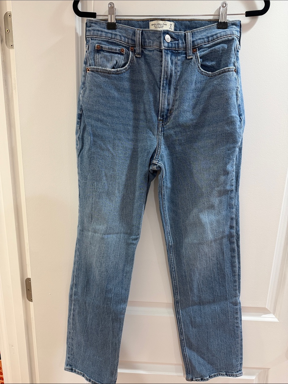 Abercrombie & Fitch Ankle Straight Ultra High Rise Size 28 (6L)